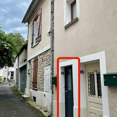 Tiny Paradise - 2 Bedrooms Montigny-sur-Loing