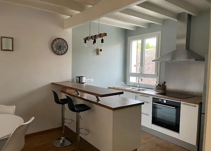 Tiny Paradise - 2 Bedrooms Apartment